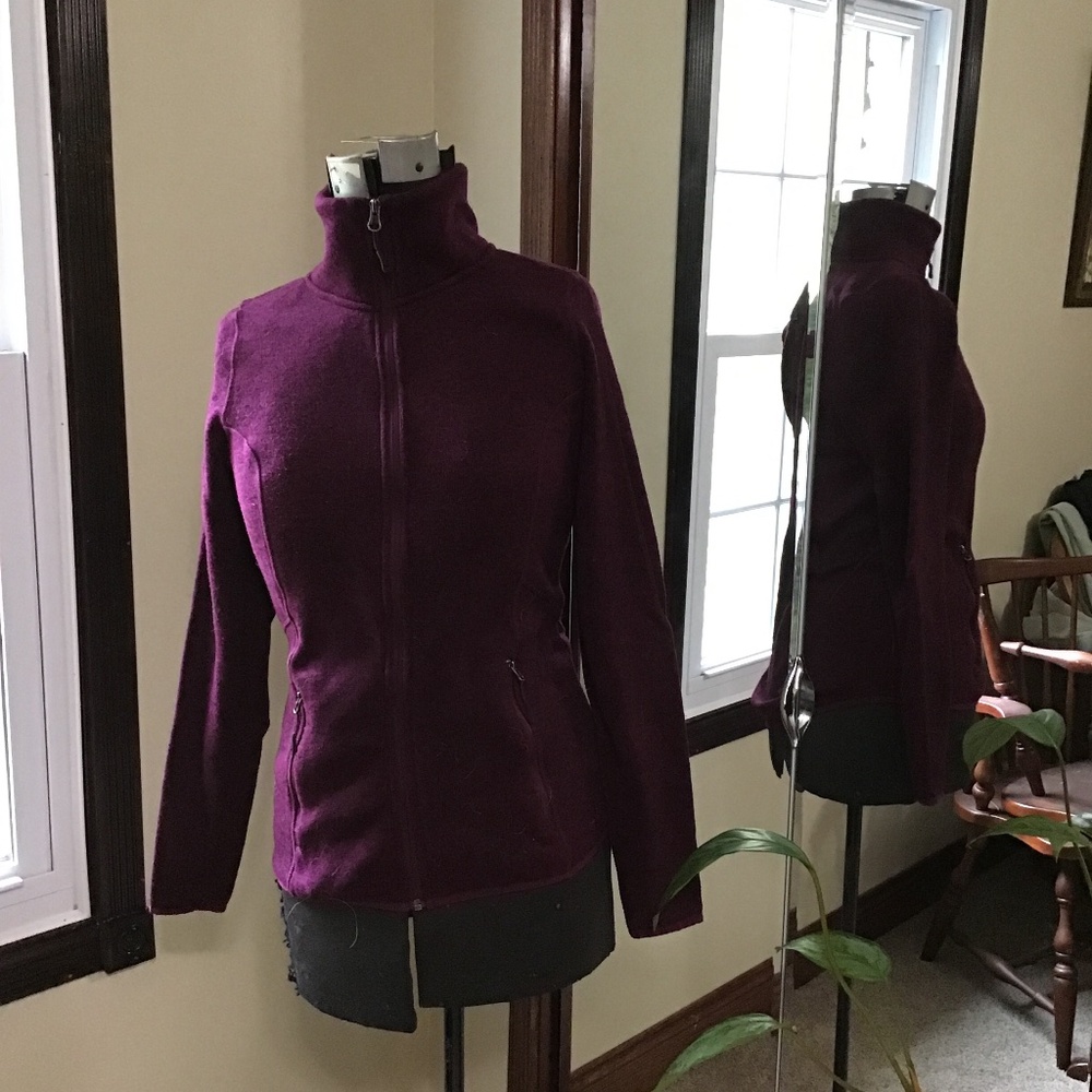 Champion Burgundy Jacket/M